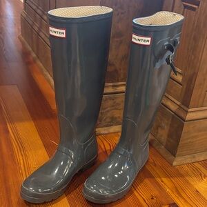 Hunter Glossy Dark Gray Tall Rain Boots with Buckle